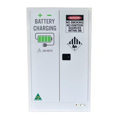 Spill Crew Lithium-ion Battery Charging & Storage Cabinet - 18 outlets - 1115mm x 520mm x 1850mm