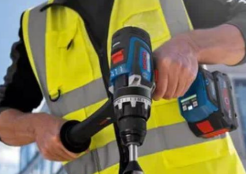 WATCH NOW: Bosch BITURBO Brushless 18V Hammer Drill